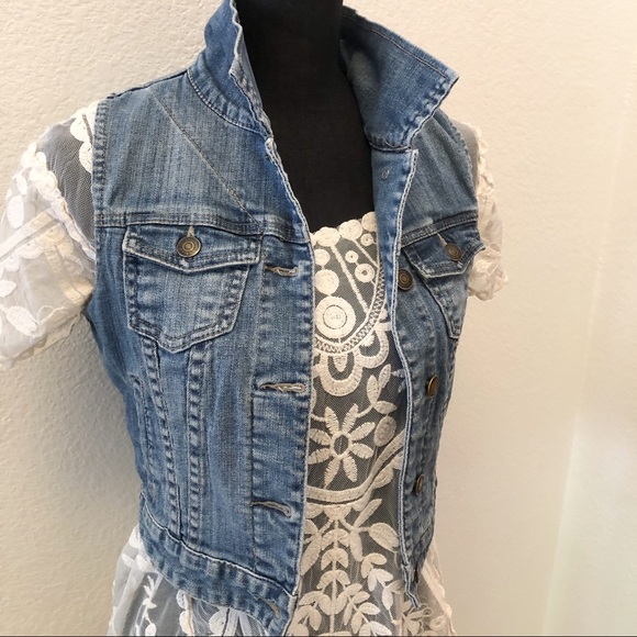 Gently Used I Love Hs1 Cropped Denim Vest - Picture 3 of 8